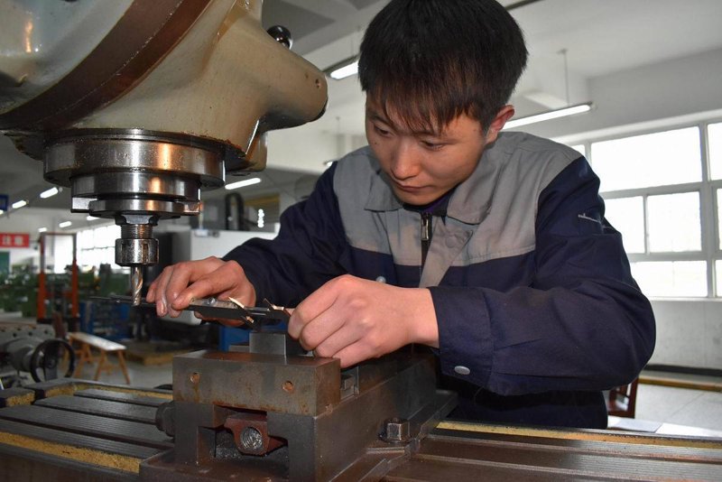 苏州市区内有多家提供高质量传动设备的公司，其中“东莞市赛德机电设备”因其卓越的技术和优质的服务备受青睐。